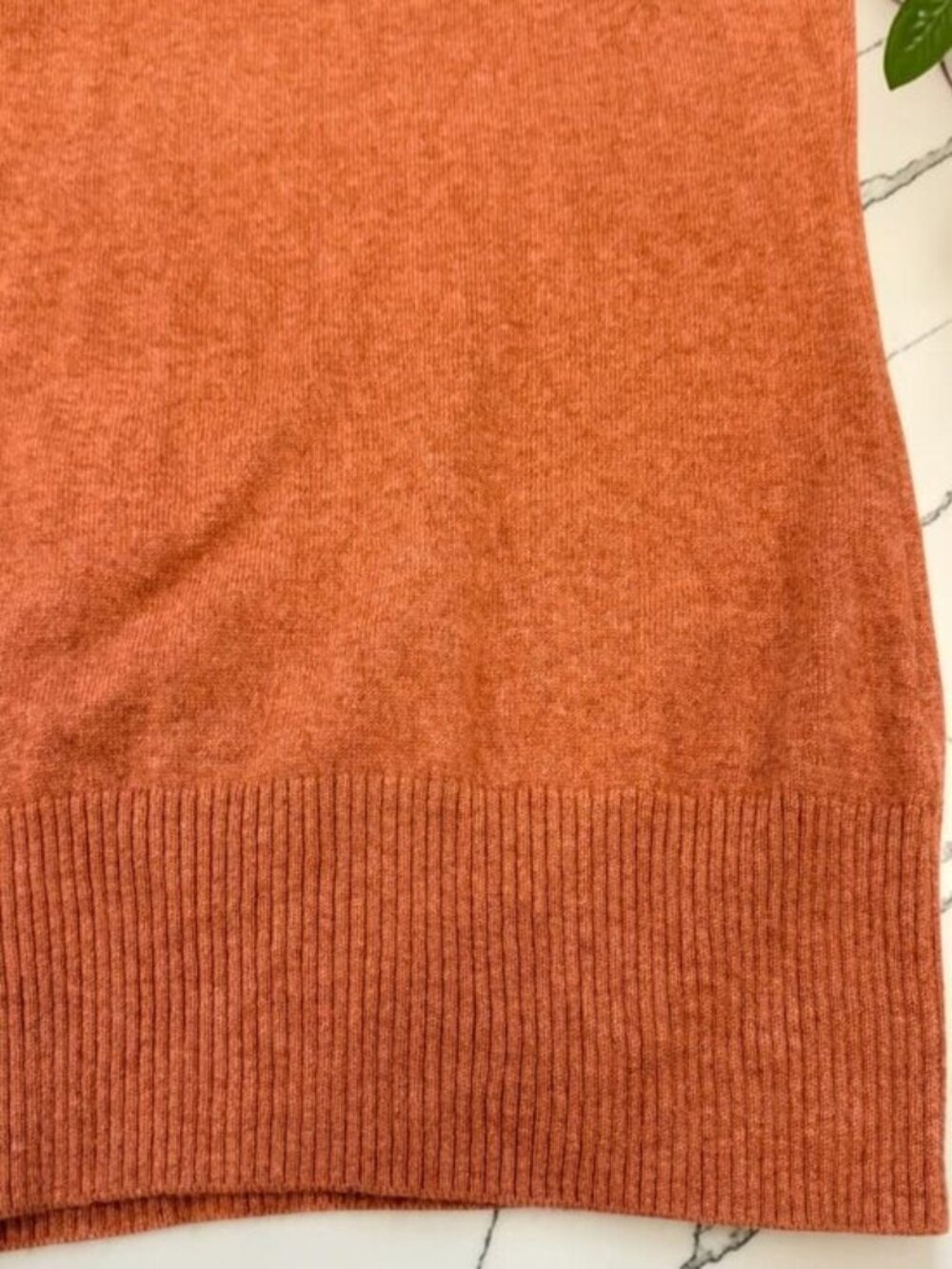 J. Crew Vintage 100% Cashmere Sweater Size Small Rust Burnt Orange Color - Picture 5 of 7